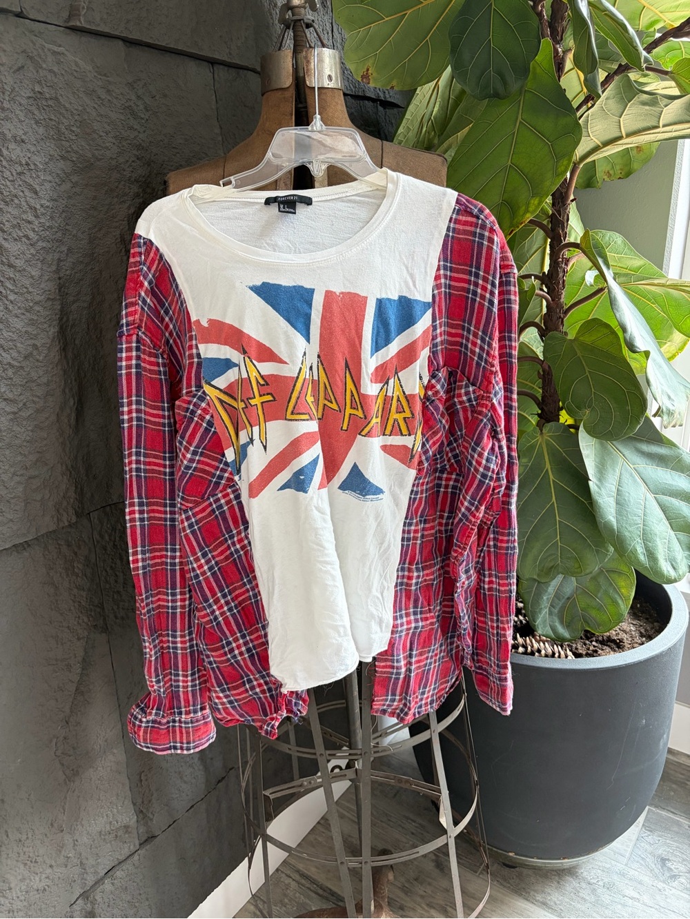 NOT PERFECT White Def Leppard Graphic Tee with Red Plaid Sleeve Detail